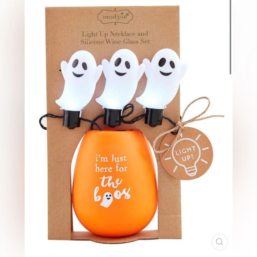 NWT MUD PIE Gifts Halloween Ghost Light-Up Necklace 🍷 Glass HERE FOR THE BOOS